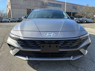 Certified 2025 Hyundai Elantra Sport video 2