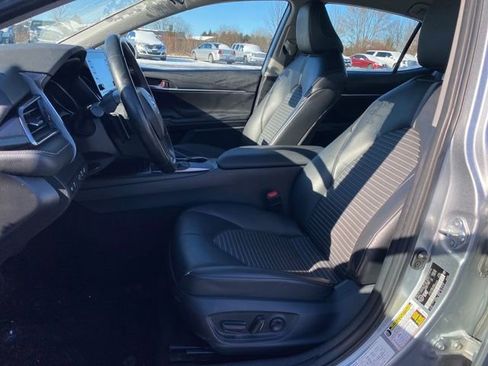 Used 2023 Toyota Camry SE image 13