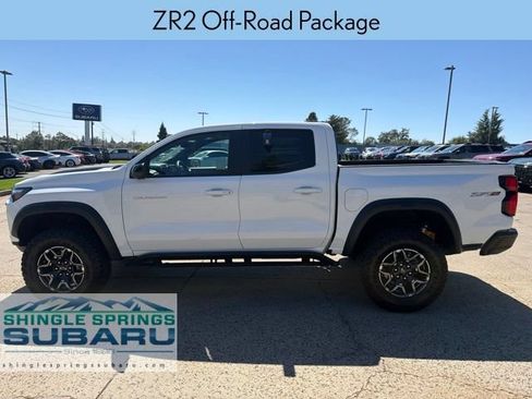 Used 2024 Chevrolet Colorado ZR2 w/ ZR2 Convenience Package III AWD/4WD image 6