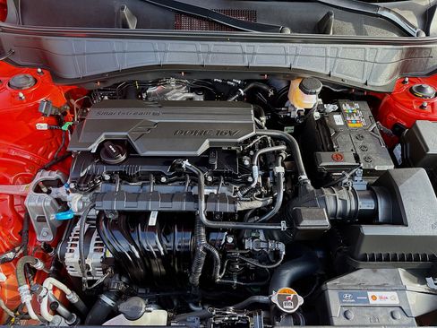 Used 2025 Hyundai Kona SEL image 31