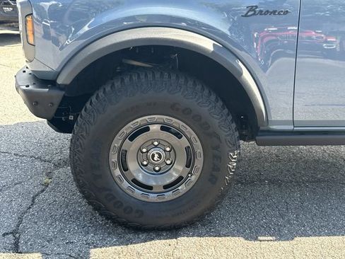 Used 2024 Ford Bronco Badlands AWD/4WD image 13