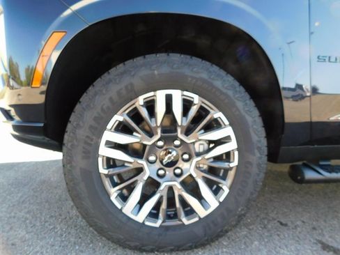 New 2026 Chevrolet Suburban Z71 w/ Comfort Package image 10