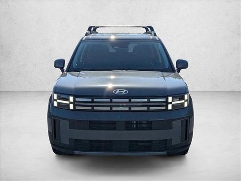 Used 2025 Hyundai Santa Fe SEL FWD image 2