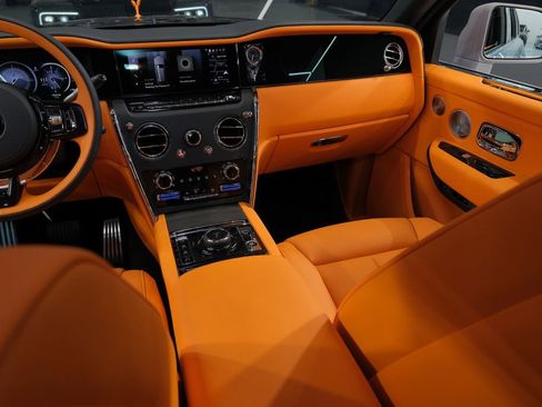 Used 2026 Rolls-Royce Cullinan AWD/4WD image 72