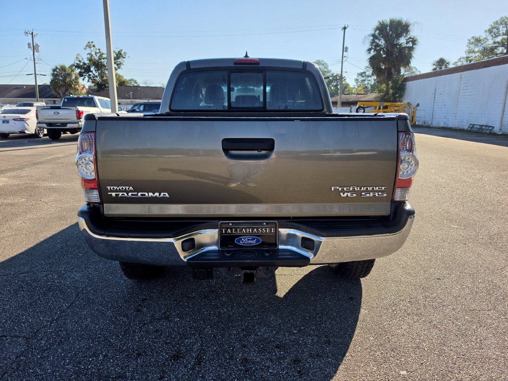 Used 2015 Toyota Tacoma PreRunner w/ SR5 Package RWD image 9