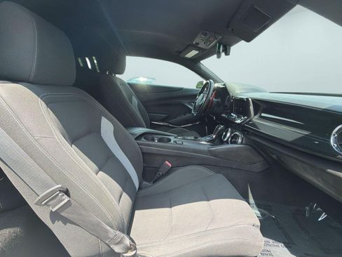 Used 2020 Chevrolet Camaro LT RWD image 21