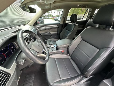 Used 2021 Volkswagen Atlas SEL R-Line FWD image 5