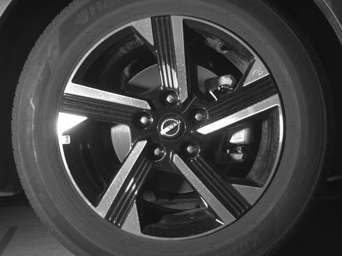 Used 2025 Nissan Sentra SV FWD image 13