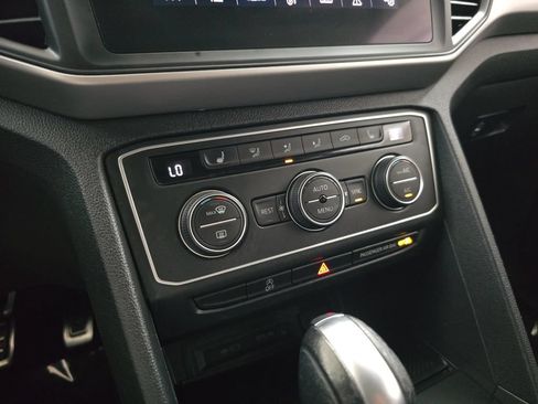 Used 2021 Volkswagen Atlas SE AWD/4WD image 25