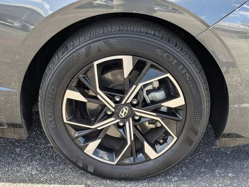 Used 2025 Hyundai Sonata SEL FWD image 28