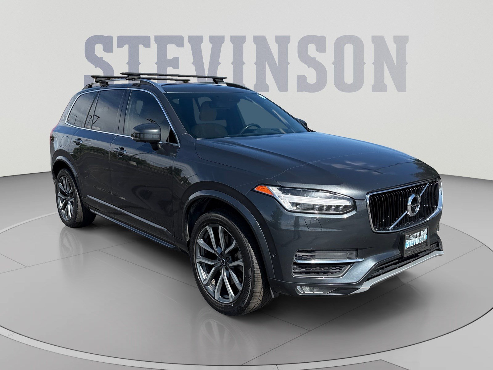 Used 2017 Volvo XC90 T6 Momentum w/ Vision Package AWD/4WD image 7