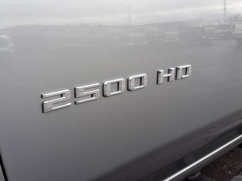 Used 2024 Chevrolet Silverado 2500 Custom w/ Custom Value Package image 27