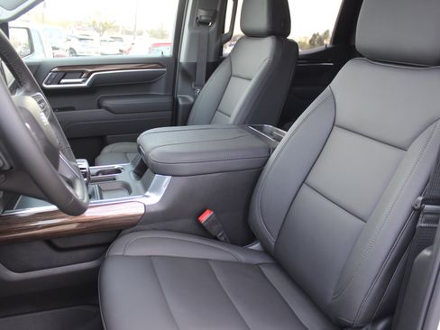 New 2026 Chevrolet Silverado 1500 RST w/ Redline Edition image 9