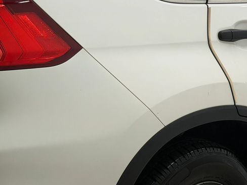 Used 2016 Honda CR-V LX image 10
