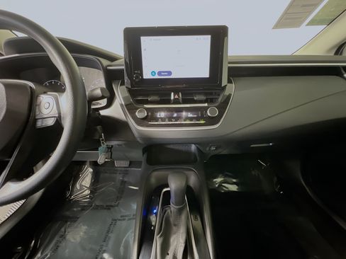 Used 2024 Toyota Corolla LE FWD image 25