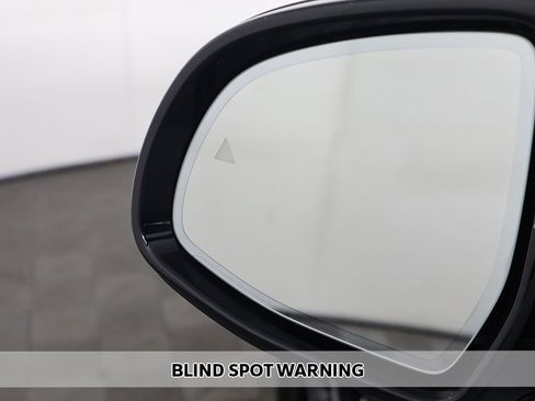 Used 2024 BMW X3 M40i w/ Premium Package image 7