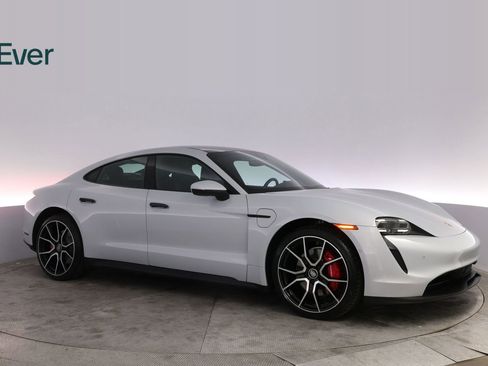 Used 2023 Porsche Taycan 4S w/ Premium Package AWD/4WD image 14