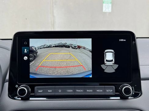 Used 2023 Hyundai Kona Limited image 23