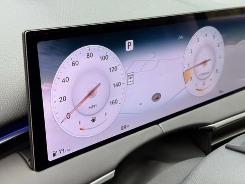 New 2026 Genesis GV70 2.5T Select image 21