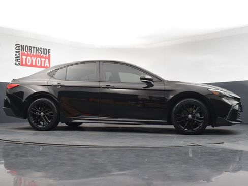 Used 2025 Toyota Camry SE FWD image 28