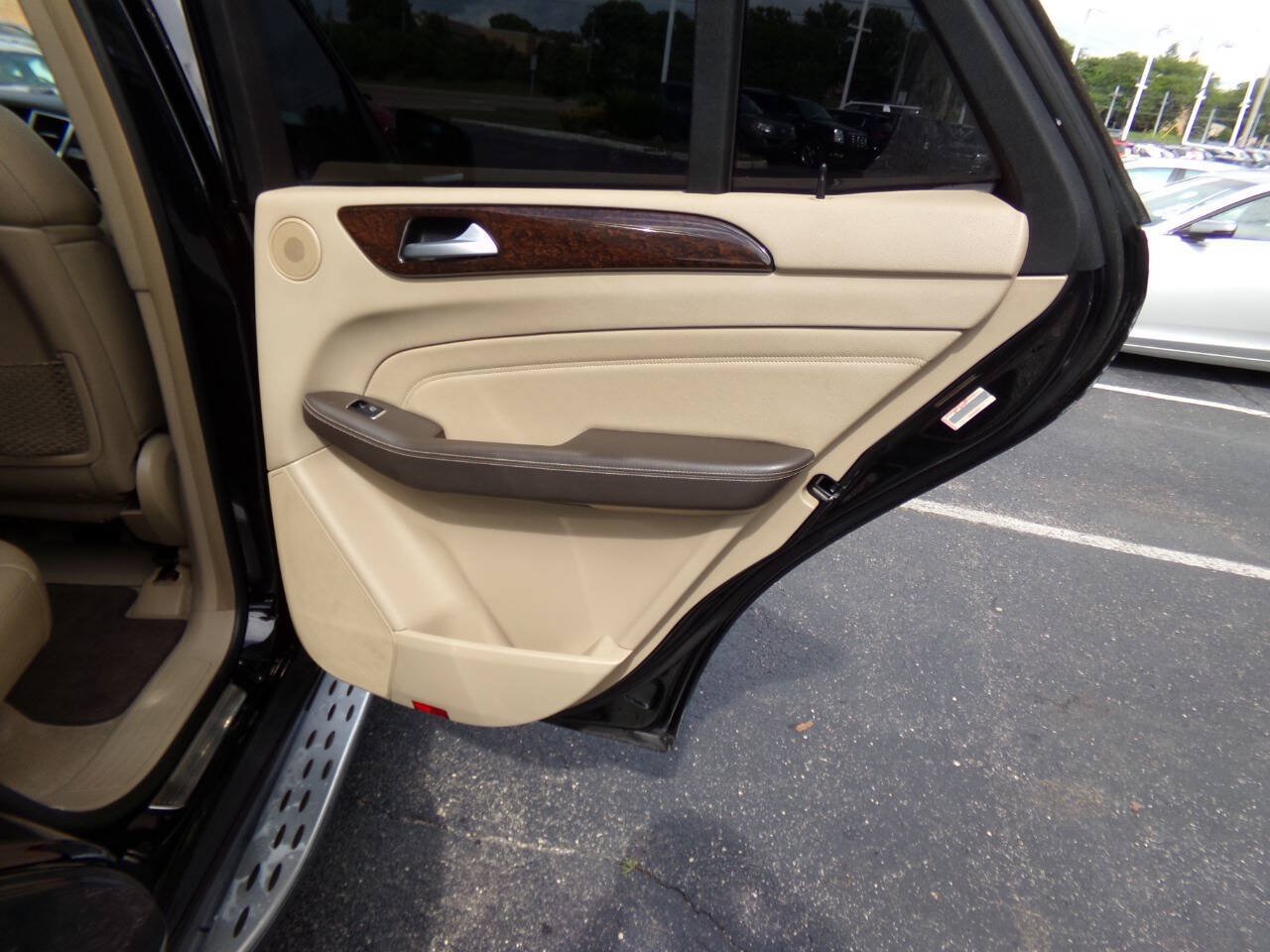 Used 2014 Mercedes-Benz ML 350 4MATIC image 27