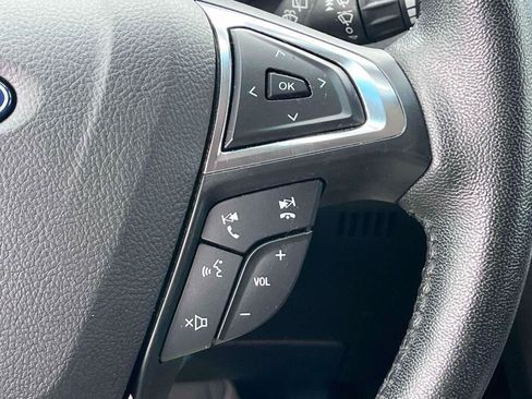 Used 2022 Ford Edge SEL AWD/4WD image 30