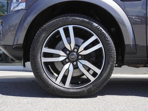 Used 2016 Land Rover LR4 HSE LUX AWD/4WD image 32