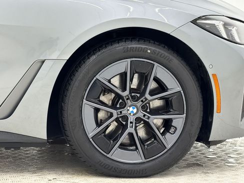 Used 2025 BMW i4 eDrive40 w/ Premium Package RWD image 13