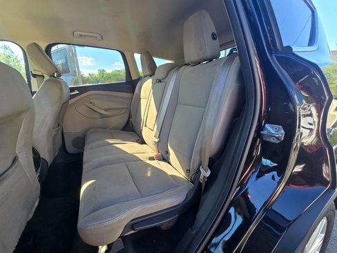 Used 2018 Ford Escape SE w/ Ford Safe & Smart Package FWD image 27