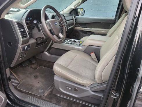 Used 2018 Ford Expedition Max XLT image 11