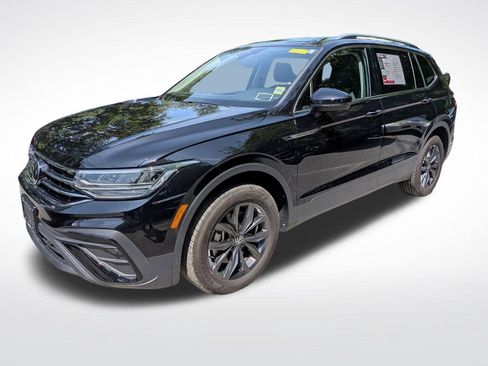 Used 2023 Volkswagen Tiguan SE AWD/4WD image 8