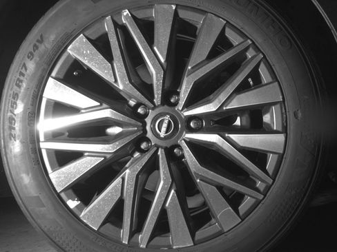Used 2025 Nissan Altima 2.5 SV FWD image 16