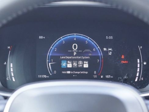 Certified 2024 Toyota Corolla Cross XLE FWD image 19