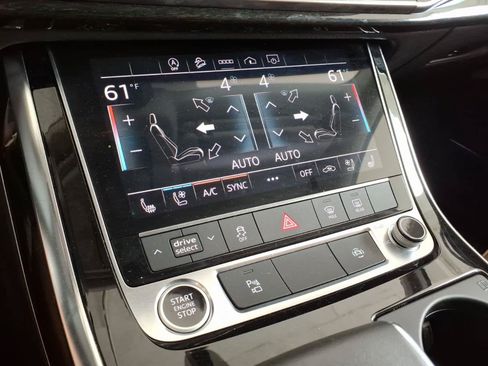 Used 2023 Audi Q7 3.0T Premium Plus AWD/4WD image 28