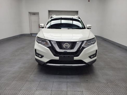 Used 2017 Nissan Rogue SL w/ SL Premium Package image 14