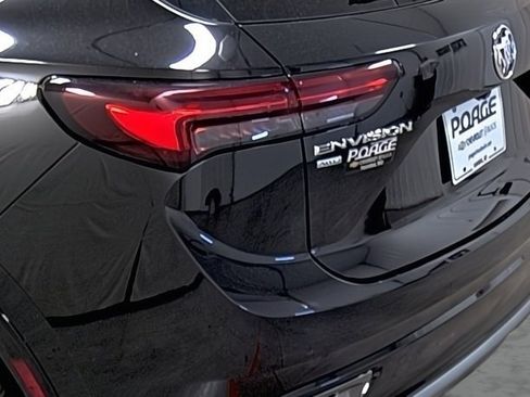 Certified 2021 Buick Envision Essence w/ Technology Package I image 10