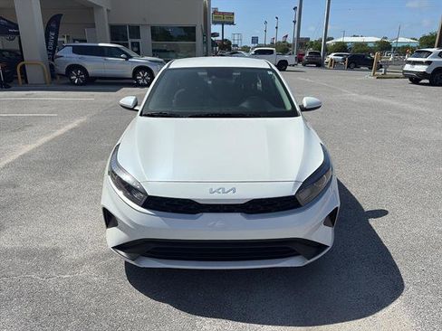 Used 2023 Kia Forte LXS FWD image 2