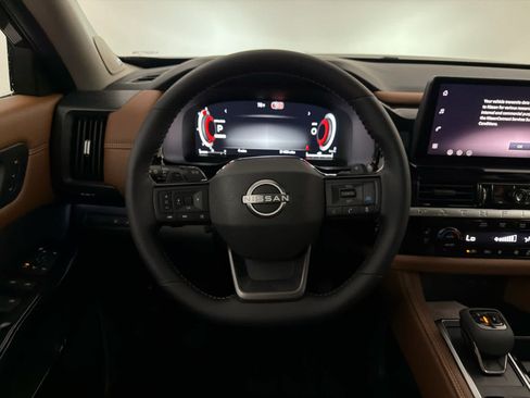 New 2026 Nissan Pathfinder Platinum w/ Cargo Package FWD image 18
