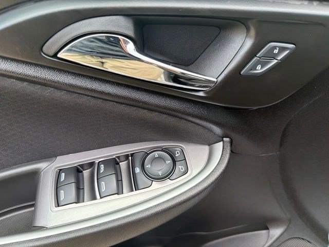 Used 2024 Chevrolet Malibu LT FWD image 13