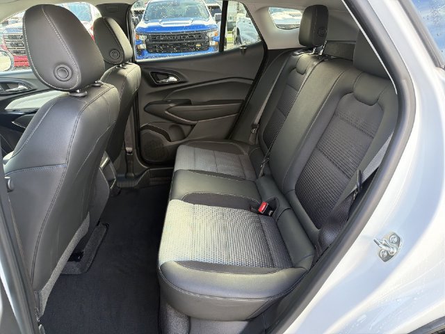 Used 2026 Chevrolet Trax LT FWD image 30