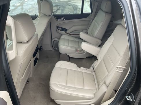 Used 2019 GMC Yukon Denali w/ Enhanced Security Package AWD/4WD image 21