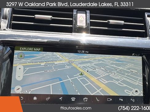 Used 2020 Land Rover Discovery HSE image 67