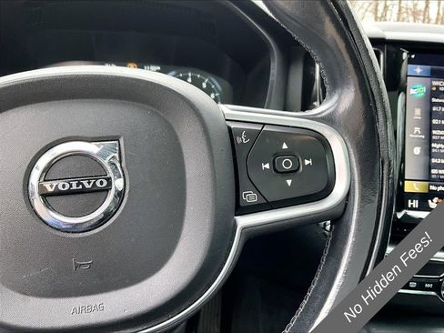 Used 2018 Volvo XC60 T6 Momentum w/ Convenience Package AWD/4WD image 15