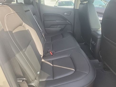 Used 2021 Chevrolet Colorado ZR2 w/ ZR2 Dusk Special Edition image 26