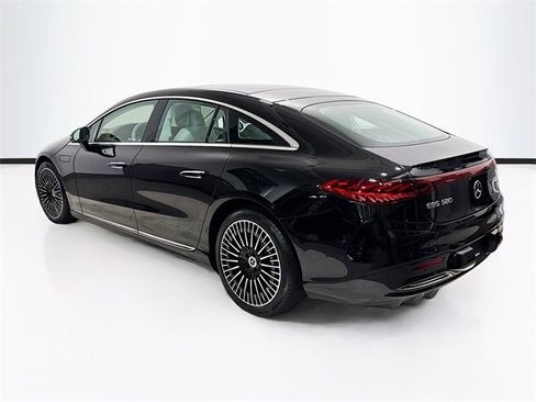 Certified 2022 Mercedes-Benz EQS 580 4MATIC Sedan image 7