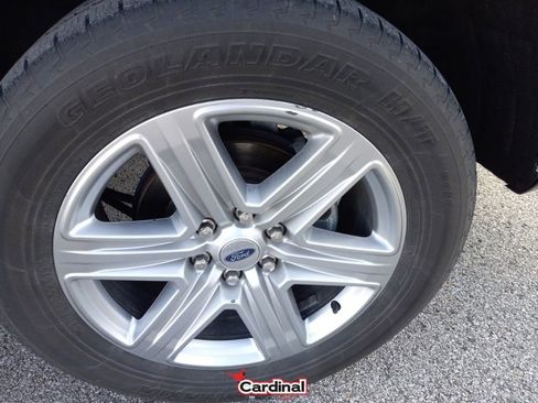 Used 2020 Ford Expedition XLT w/ Equipment Group 202A image 16