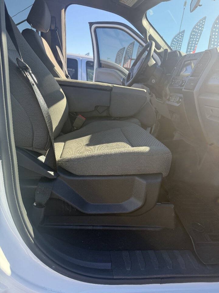 Used 2022 Ford F250 XLT w/ XLT Value Package AWD/4WD image 3