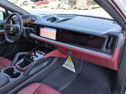 New 2026 Porsche Cayenne E-Hybrid image 26