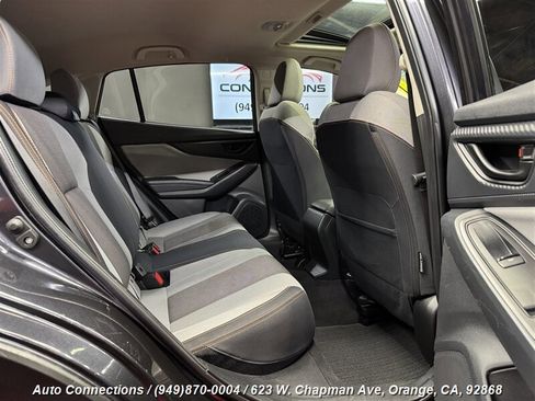 Used 2019 Subaru Crosstrek 2.0i Premium w/ Moonroof Package image 8