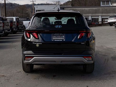 Used 2025 Hyundai Tucson SE AWD/4WD image 5